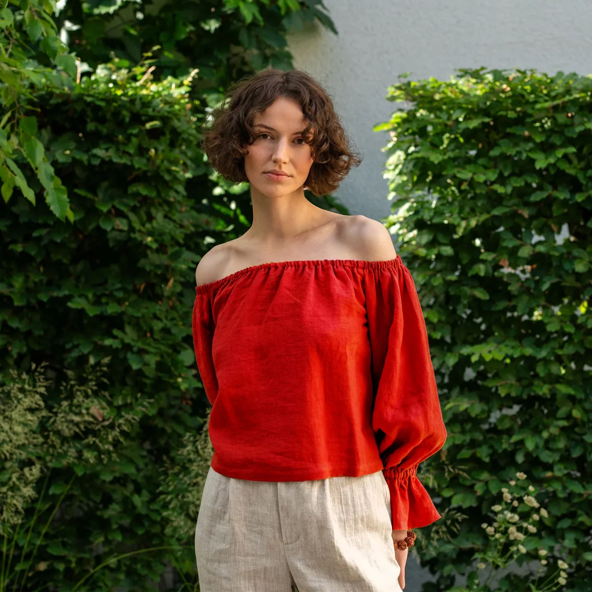 Off shoulder-blus med volanger Jessica - Bild 2