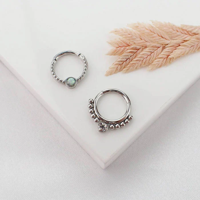 Septum / Daith Clicker - Vit Opalit - Bild 3